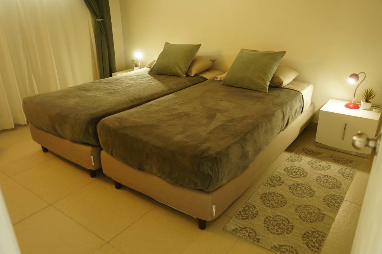 Lagoon Marina Apartments Koolbaai Extérieur photo